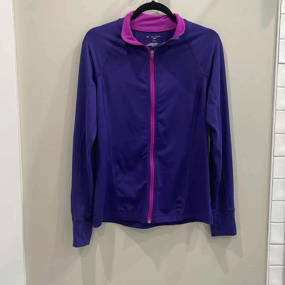 Women athletic Zip up Jacket size M